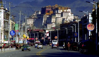 Tibet Overland Tour 7 Nights 8 Days